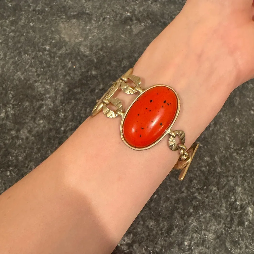 Vintage Y2K Sigrid Olsen Gold Tone Orange Faux Coral Leaf Link Toggle Bracelet